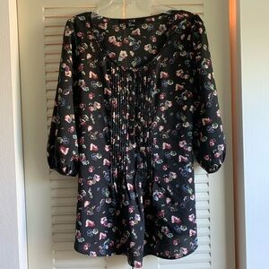3/4 sleeve flower shirt